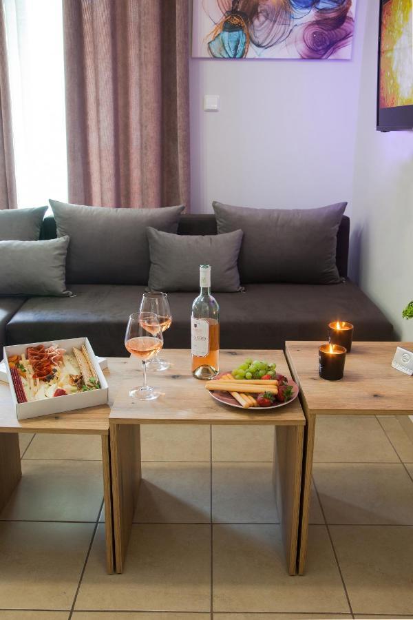 Kamares Loft Apartment Kavála ภายนอก รูปภาพ
