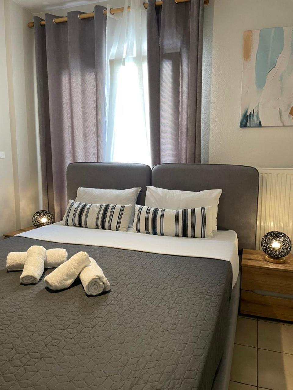 Kamares Loft Apartment Kavála ภายนอก รูปภาพ